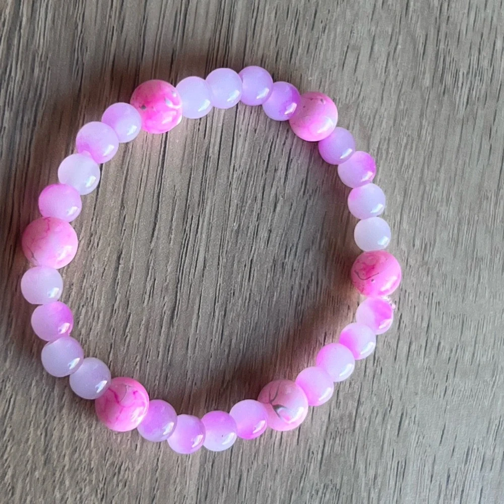 Handmade Hot Pink & White Tie Dye Beaded Bracelet, Size 7” - Picture 3 of 3